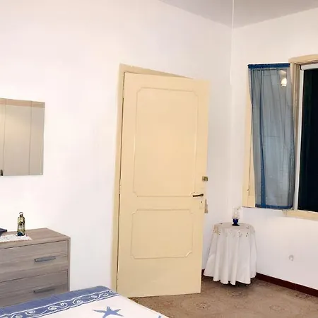 Villa Seaside In Spiaggiabella With Enclosed Garden *