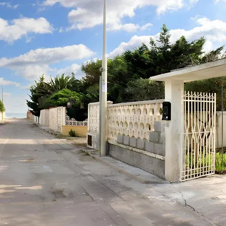 Seaside In Spiaggiabella With Enclosed Garden Villa Torre Rinalda