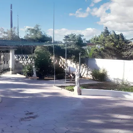 Seaside In Spiaggiabella With Enclosed Garden Villa *